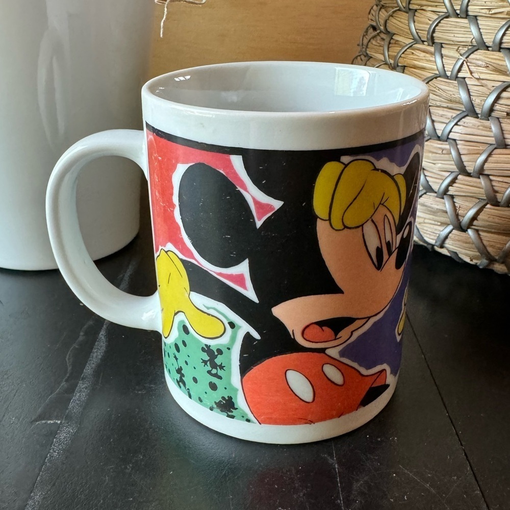 VINTAGE Disney Mickey Mouse Mug - Classic Comic-Style Design